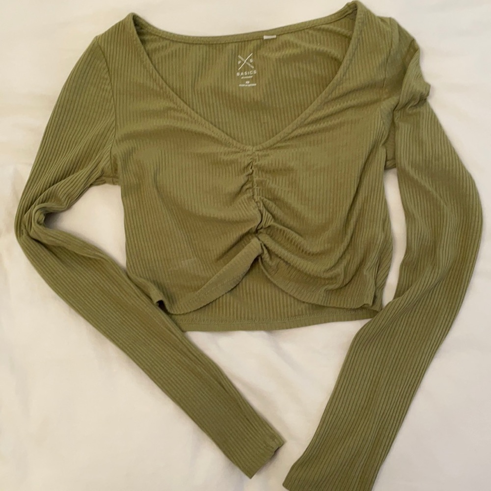 Rouched Crop Top